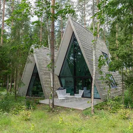 Kuuse Elamusmajad Pillapalu