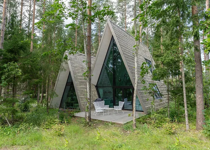 Kuuse Elamusmajad Pillapalu